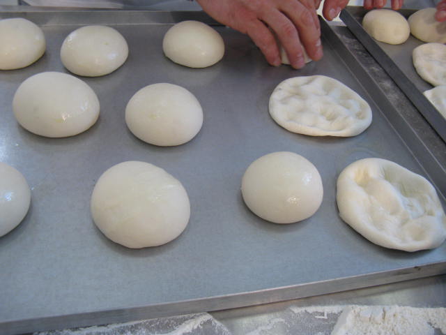 Pane fresco alla domenica: eliminato l’obbligo di chiusura